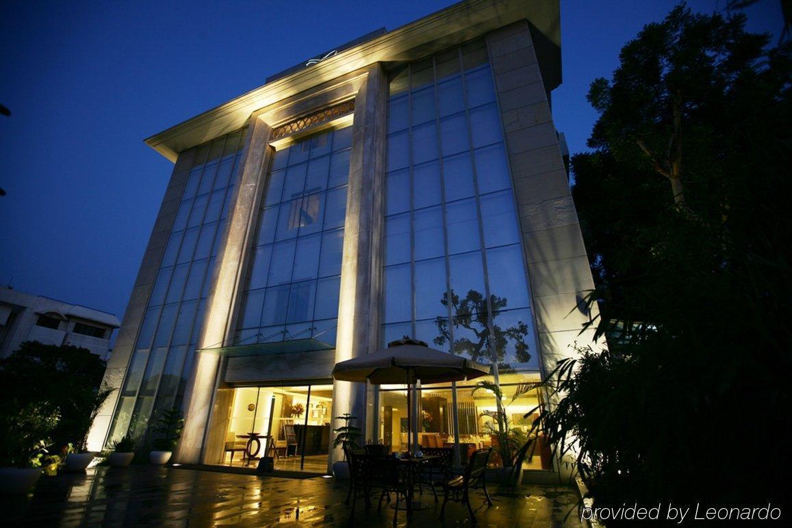 Muse Sarovar Portico Nehru Place Neu-Delhi Exterior foto